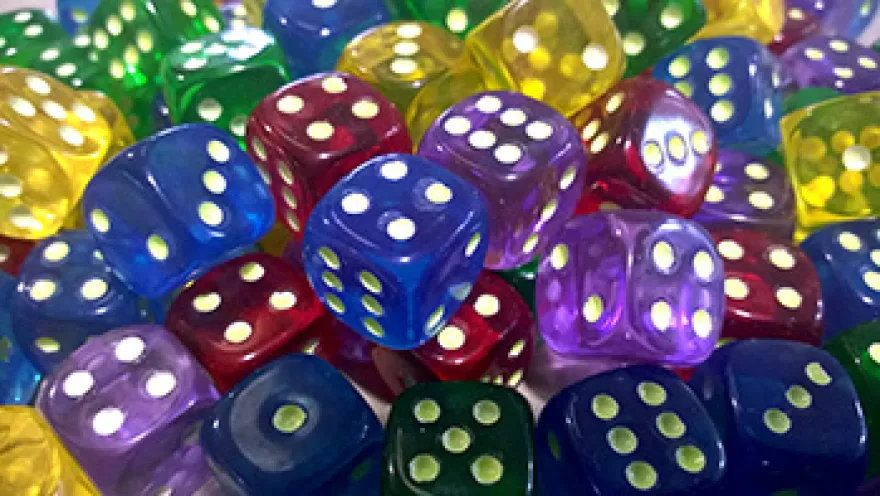 Dado d6 Trasparente con Puntini Fluorescenti - Colori Assortiti