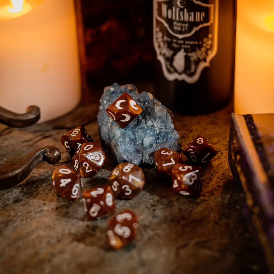 Raven Queen Dice Set - Dadi Licantropi con Fasi Lunari (10)