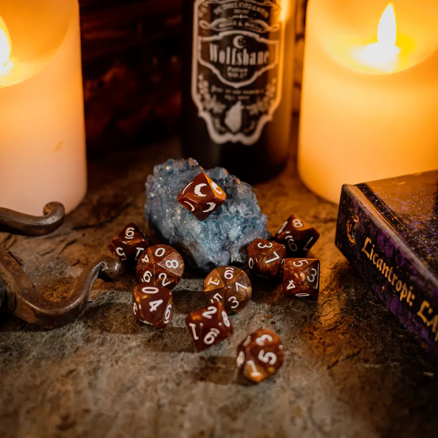 Raven Queen Dice Set - Dadi Licantropi con Fasi Lunari (10)
